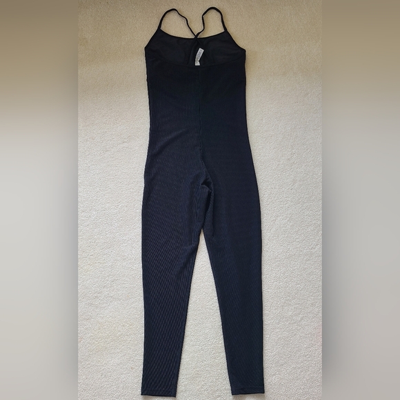 NWOT SAGE COLLECTIVE Ribbed Fitted Cami Jumpsuit sz M Black - Picture 11 of 12